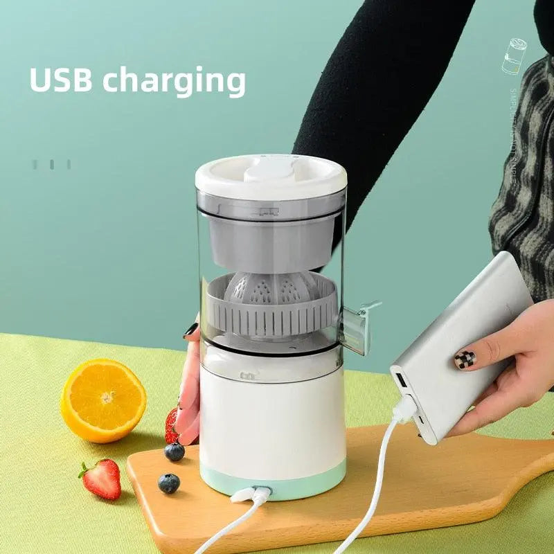 Portable Electric Citrus Juicer with fruit