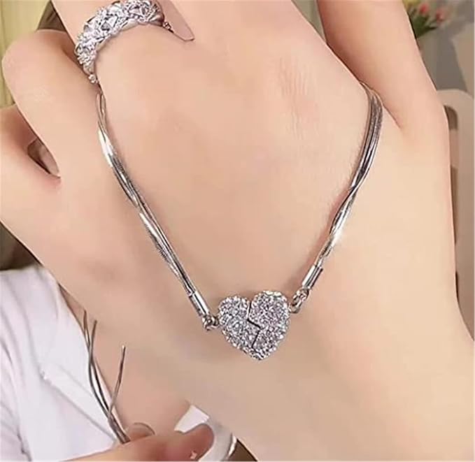 Heart Shaped Magnetic Necklace pendant detail
